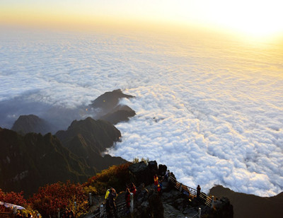 峨眉山